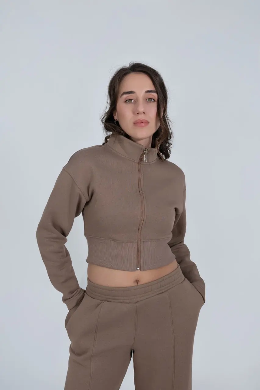Zip Crop 5