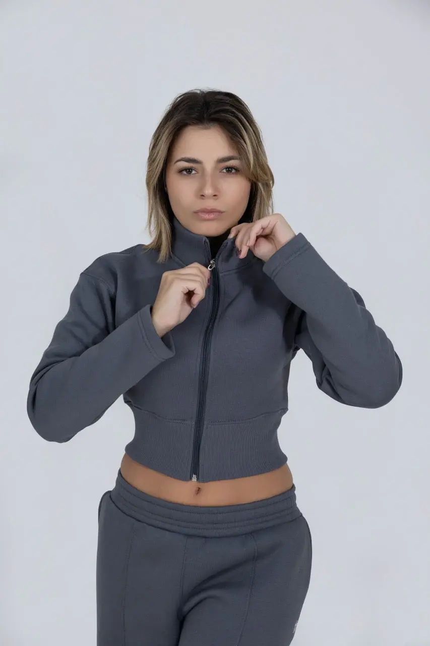 Zip Crop